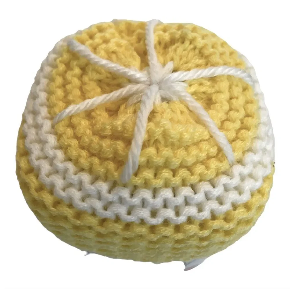 ‎MUG AND LEMON SLICE MARSHMALLOW HAT